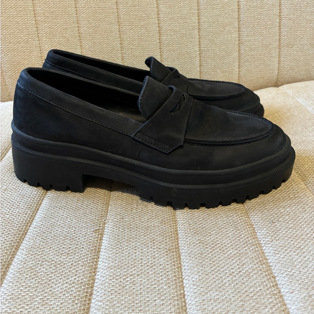 Patina Zoe Suede Chunky Loafers Size 9